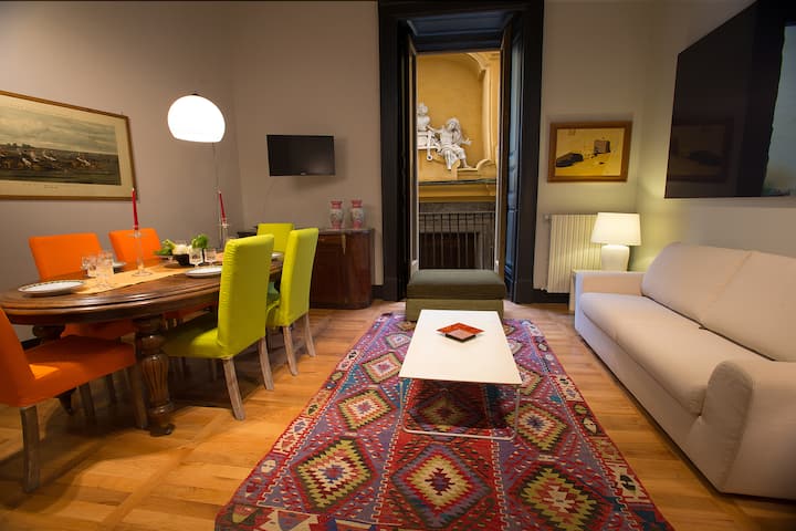 Piazza Plebiscito Apartment Charming Apartment For Up To 8 People - Nápoles