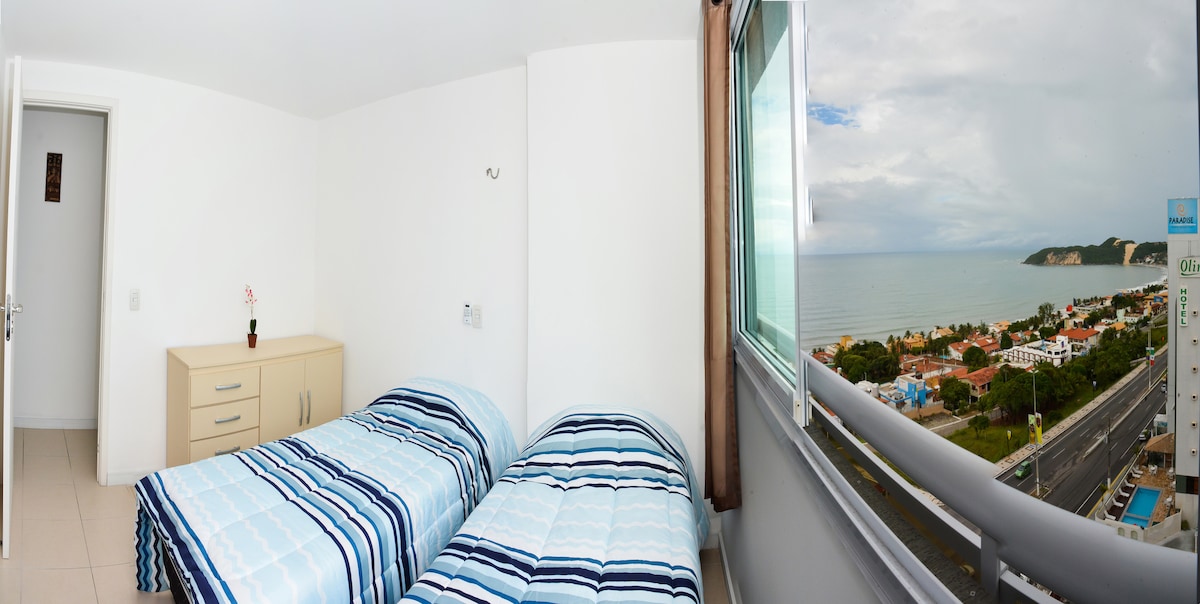 غرفة بسريرين فرديين أو سرير مزدوج