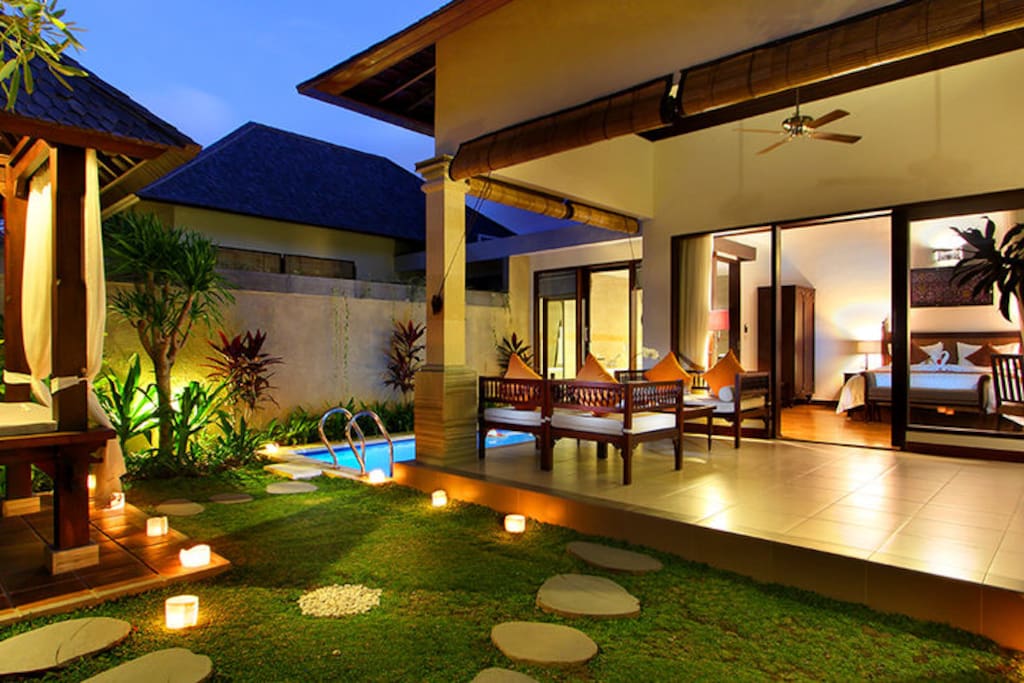 Private Living Room
