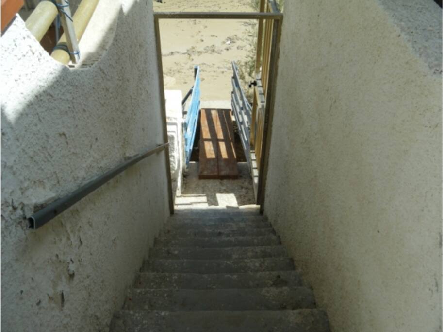 questo è il passaggio per scendere a mare