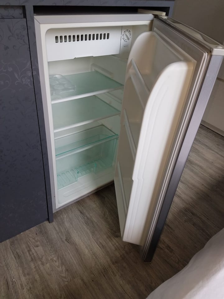 Furnished Studio For One - Poho Central/sheung Wan - Sai Ying Pun
