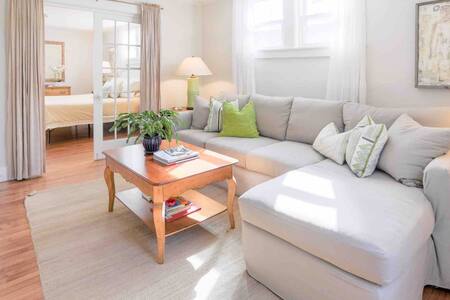 Sophisticated Charm at an unbeatable price!