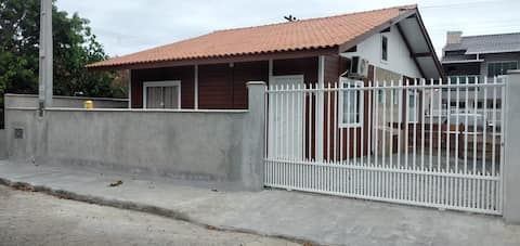 Casa de Praia 1 RS- Near Beto Carrero and beach.