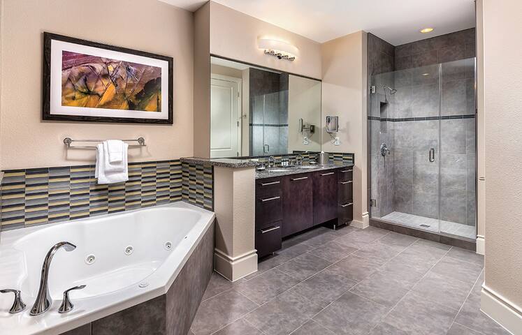 Wyndham Desert Blue * 2BR gallery image 2