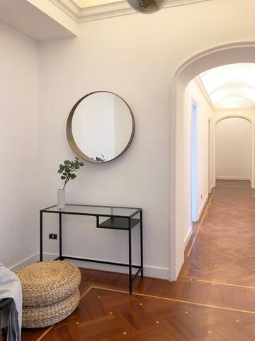 LUJO a Rione Monti. Near Colosseo gallery image 2