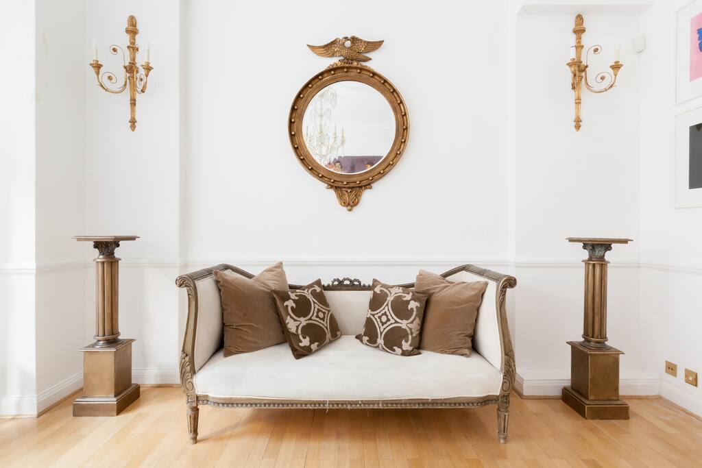 Bright airy sitting room