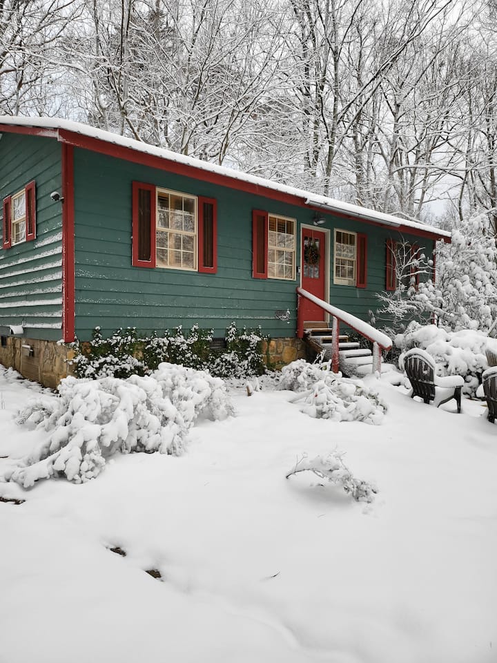 Cozy Cabin in the heart of Mentone Cabins for Rent in Mentone
