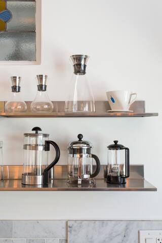 The Roscoe House near Wrigley Field gallery image 4