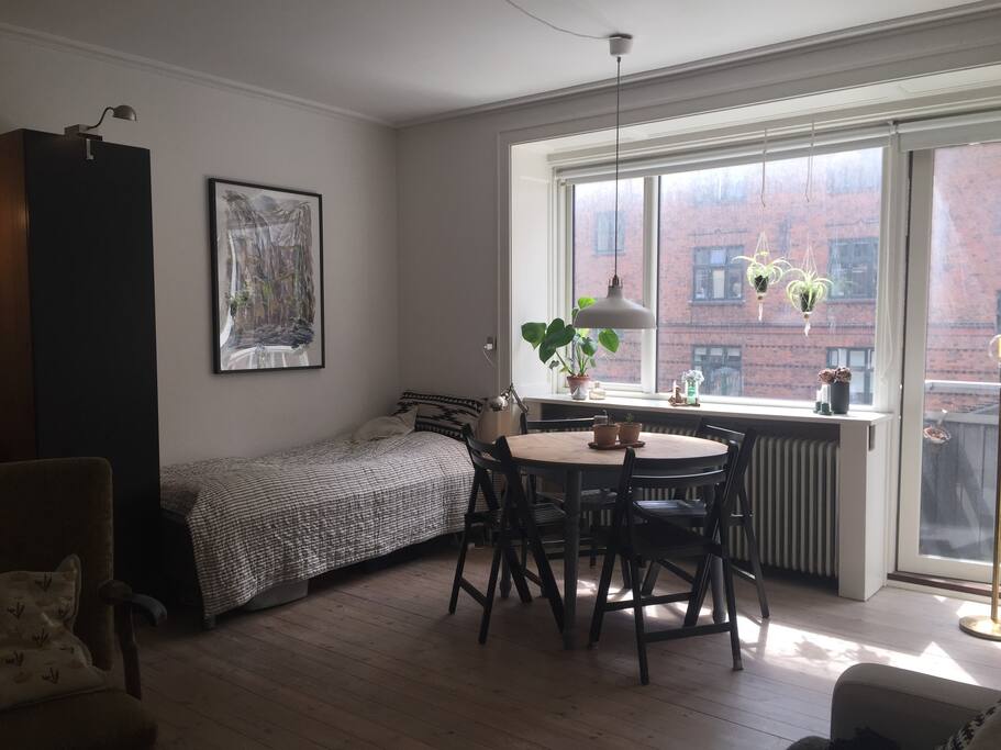 Room 1