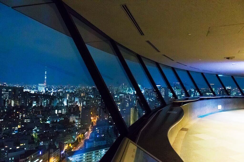 Bunkyo Civic Center viewing lounge