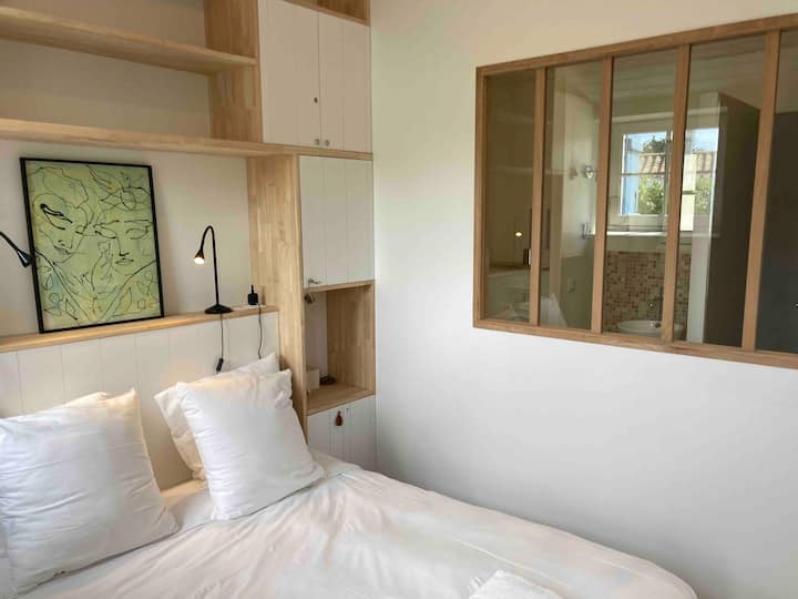 Dormitorio 2 y SdB - una cama doble