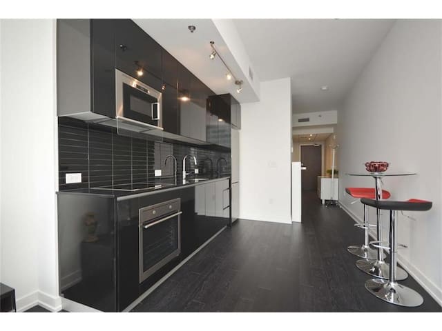Downtown Modern Luxury Condo