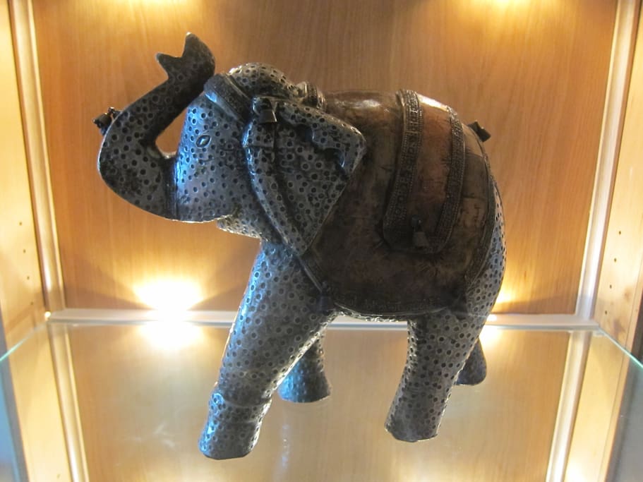 Elephant to wish you well