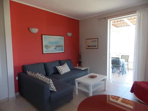 Top performing Airbnb: Peaceful house, beautiful view in Δήμος Ναυπλιέων