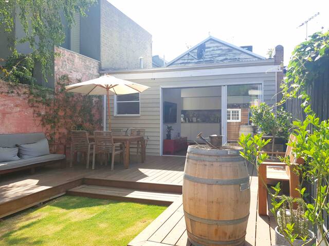 Beautiful renovated Victorian Cottage