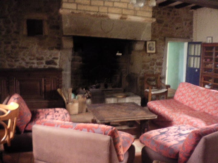 Gîte 14 Places Dans Maison De Charme - Tinténiac