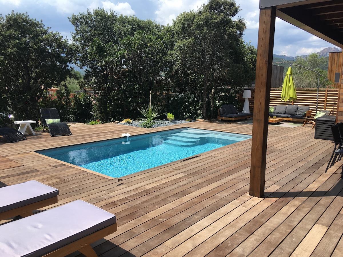 Maison Pins — view 3