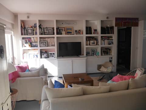 Successful Airbnb property: Cozy Apartment – The countryside in Paris in Neuilly Sur Seine