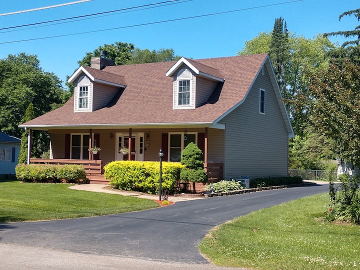 Business access in residential comfort Houses for Rent in Rockford