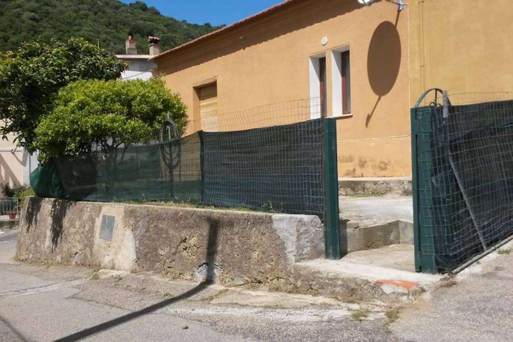 cancello ingresso