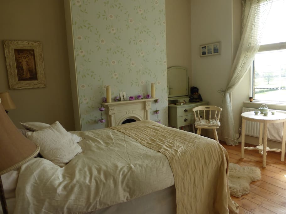 Main bedroom showing bed