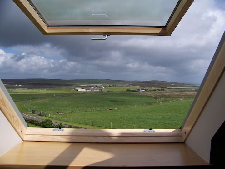 Summerdale Orkney  with Seaview