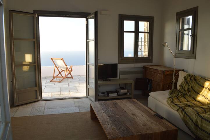 Sea View House in Ano Meria, Folegandros gallery image 2