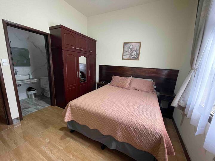 غرفة النوم 1