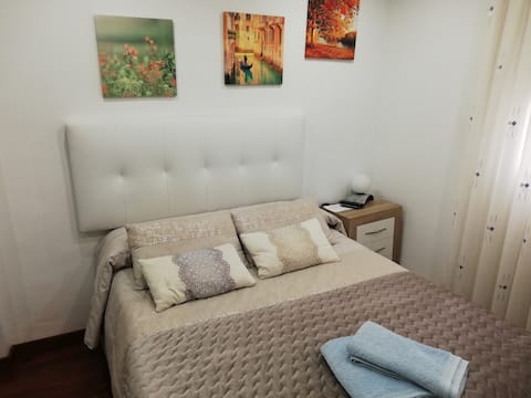 Habitacion privada en El Centro, wifi y desayuno