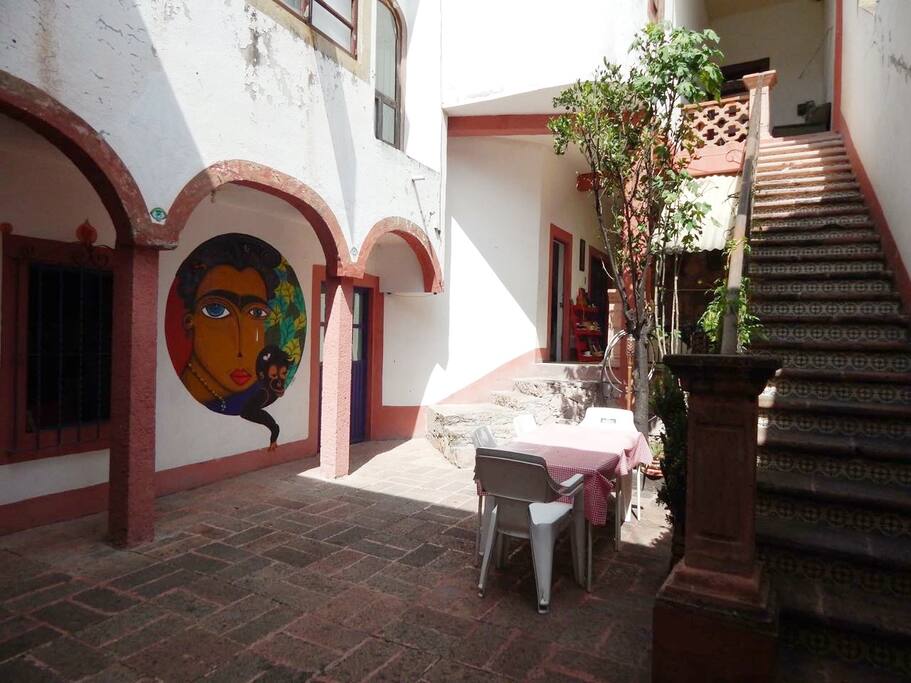 Patio compartido , ideal para reuniones !