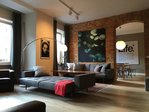 Great LEGAL Flat for 10! 4 (5*)BR 3Bath