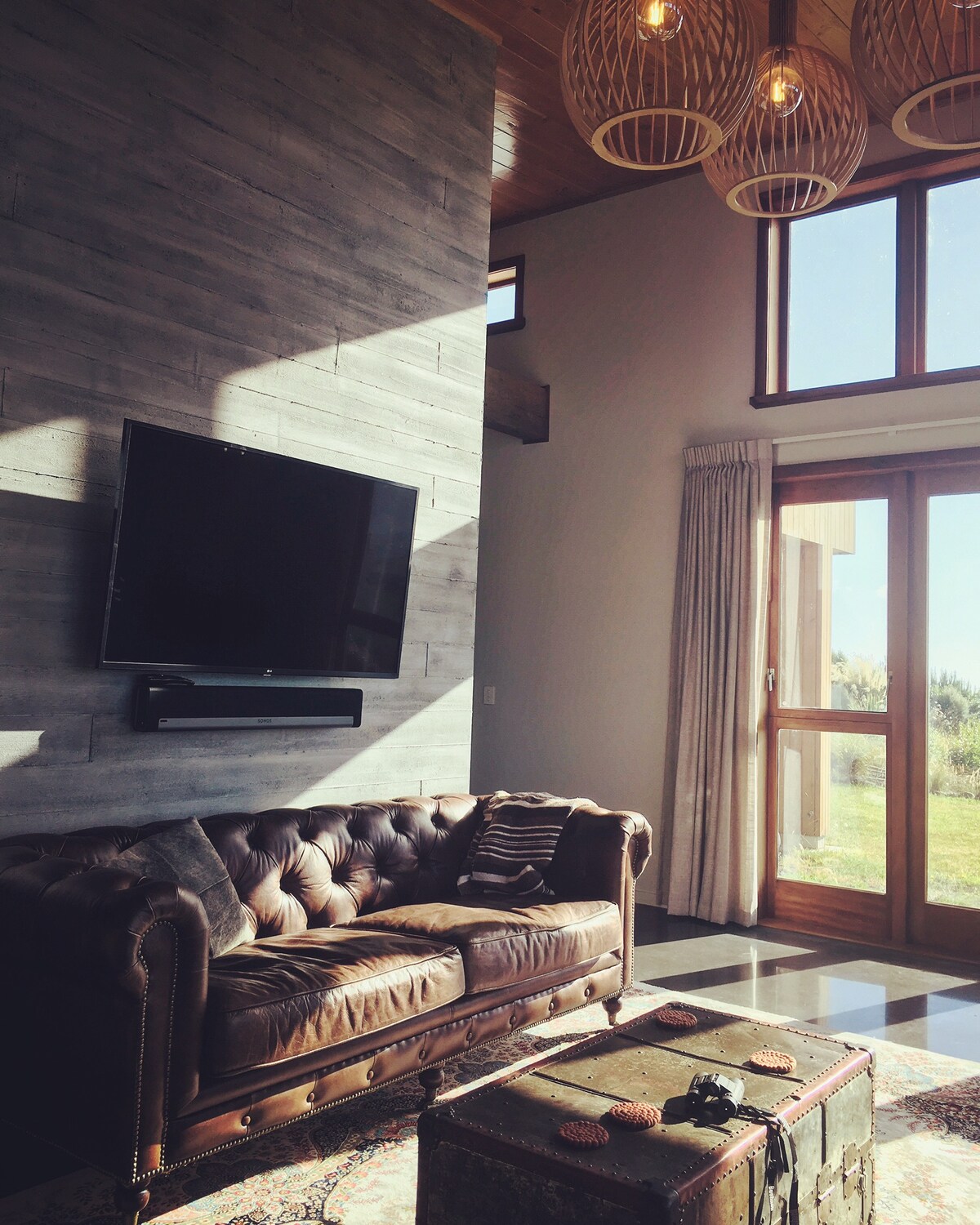 Top Airbnb: Luxury Home Woodfort Estate - Privacy & Views! in Waikato District South West