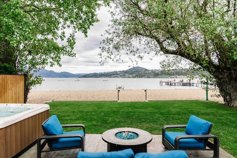Lakefront Beach House - Hot Tub, Downtown Location