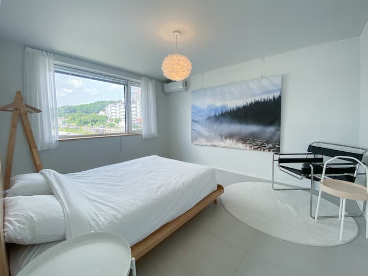 Room 1