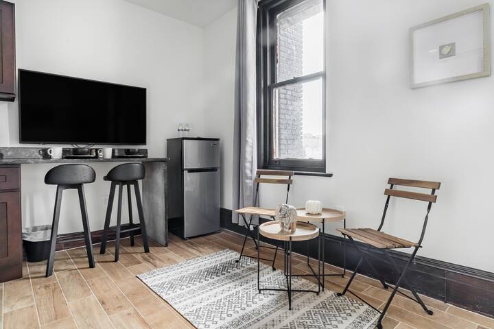 Cozy And Private Studio Apartment At Spring Garden Apartments For Rent In Philadelphia Pennsylvania United States