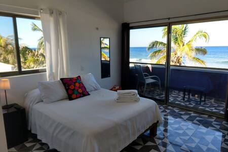 Ocean view with Isla flavor!