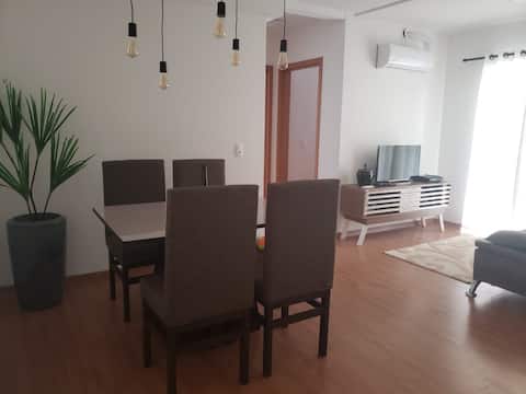 Airbnb em destaque: Apartment in a condominium with its foot in the sand - Front Sea em Barra Velha
