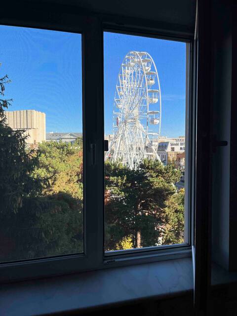 2 Bedrooms Apartment In The City Center