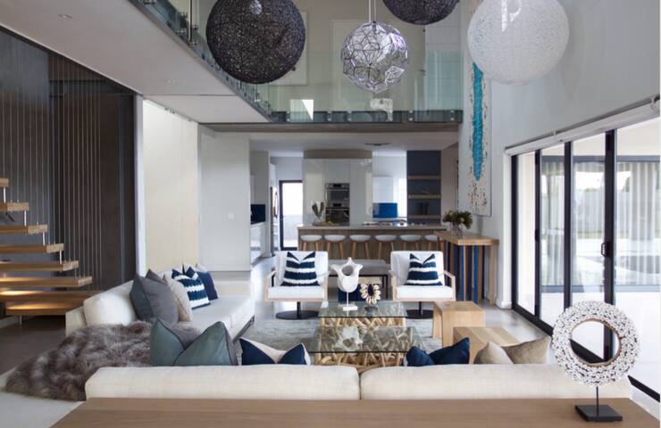 Luxurious, family-friendly Villa gallery image 3