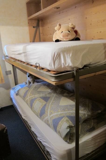 particolare letto a castello