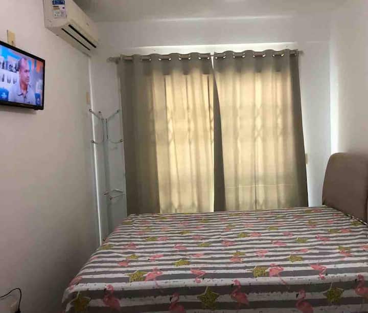 Apartmán s balkónom, klimatizáciou a televízorom