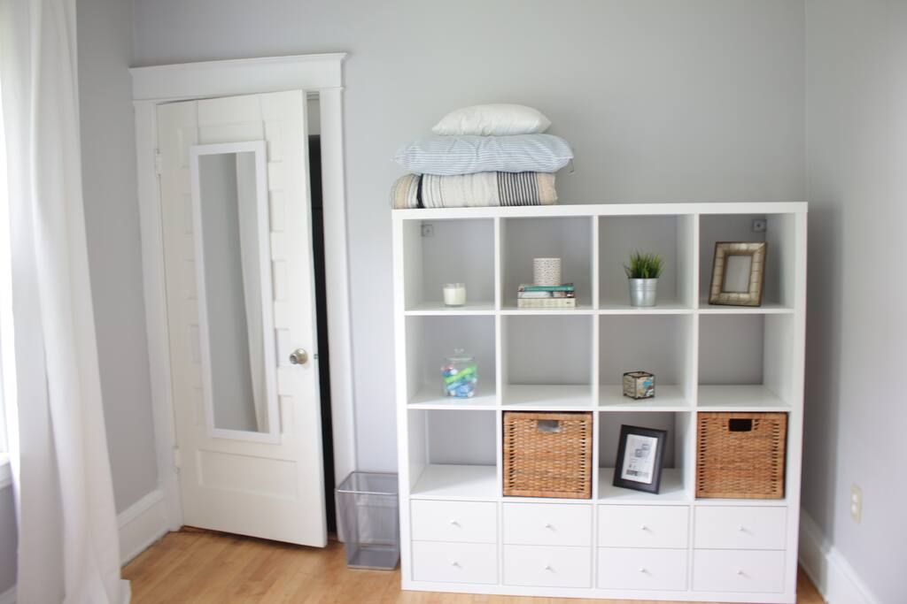 Closest and hangers available. Also extra storage and space for unpacking.