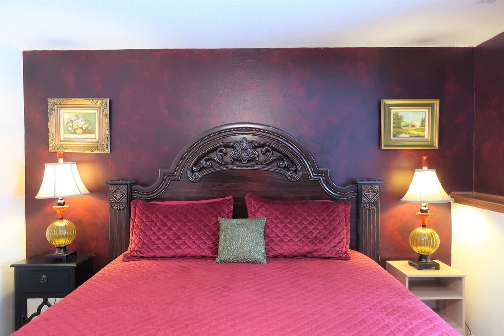 King size bed