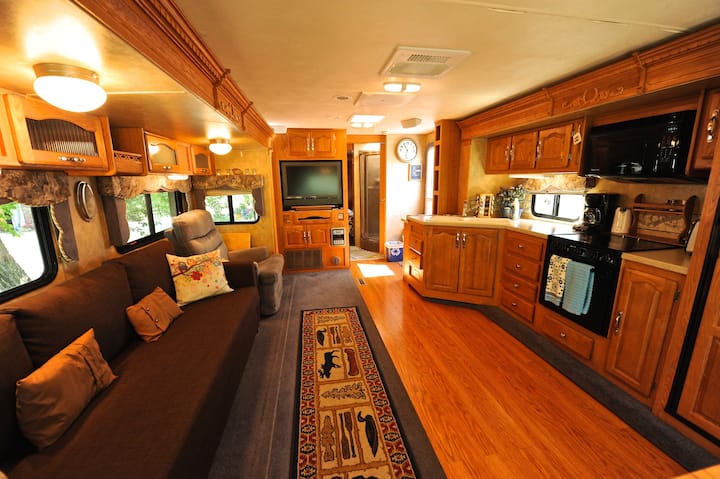 Classic Denali Camper for Outdoors Lovers