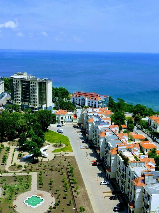 Seaview at noon
