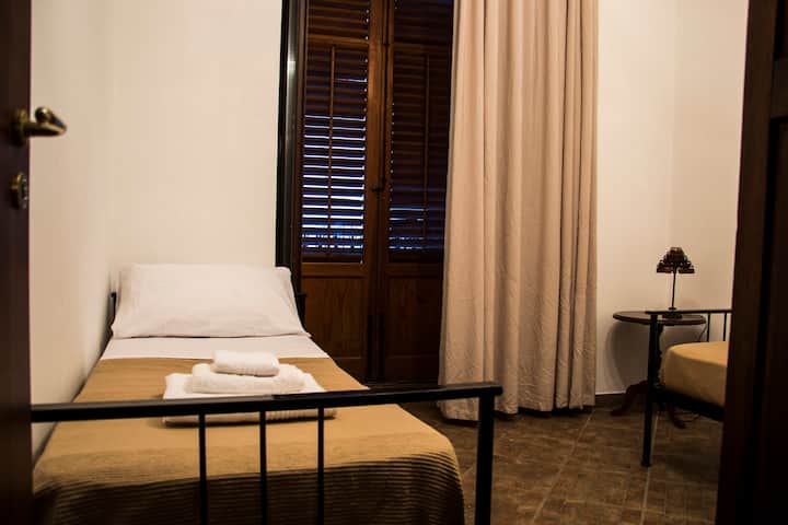 Chumba cha Watu Wawili