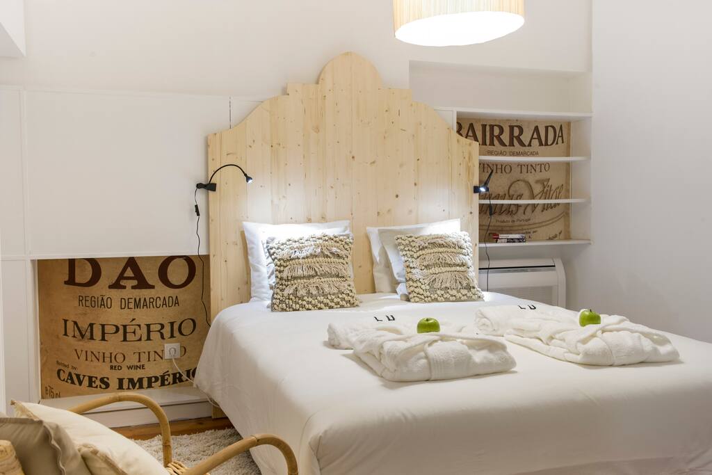 Beautiful internal bedroom with AC & closet