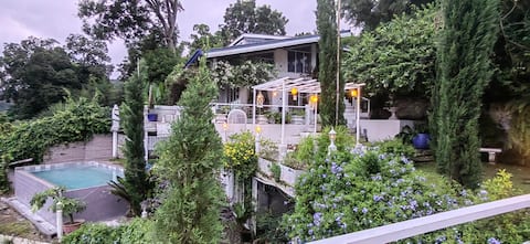 3BR Tiny house Talisay Tagaytay perfect Taal view