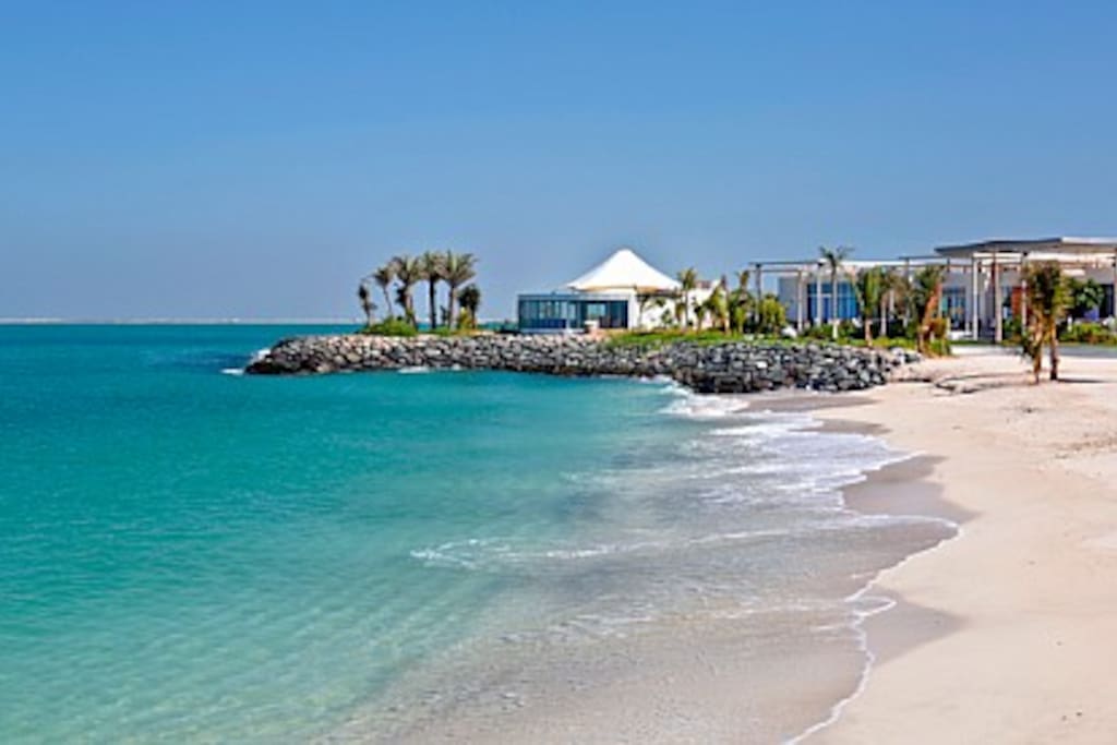 corniche beach on walking distance