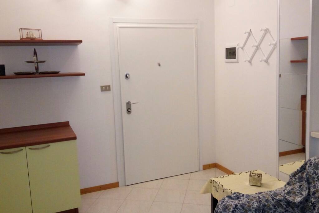 INGRESSO CON PORTONE BLINDATO